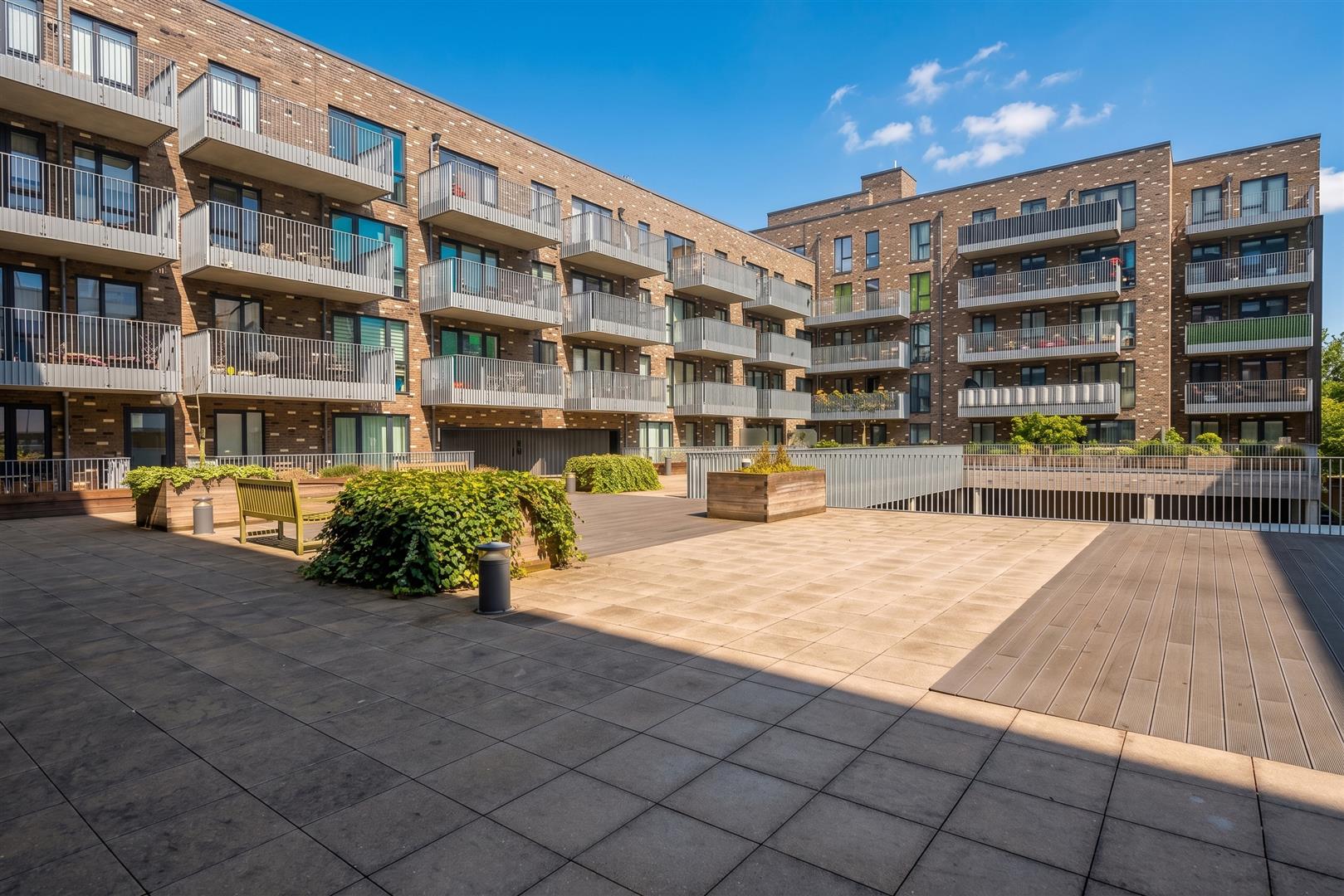 2 bed property in Windsor Road, Slough